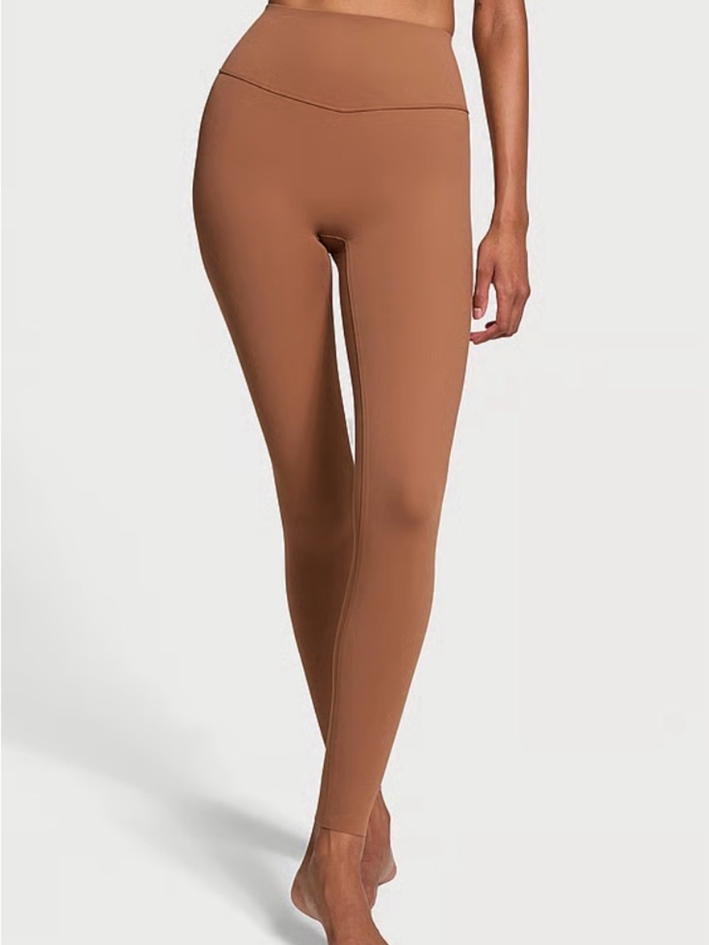 Victoria's Secret High-Rise Leggings in Caramel. Like New